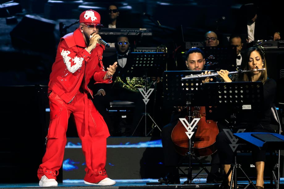 Yandel asegura que la música sinfónica le "volvió a refrescar" su carrera