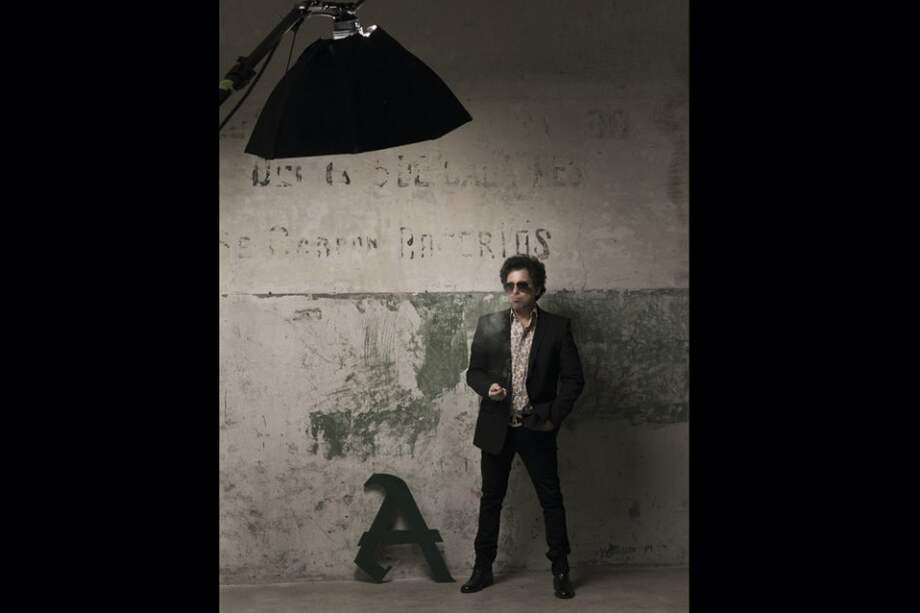 Andrés Calamaro grabó más de dos mil canciones en el último año. Diez están incluidas en "Bohemio".