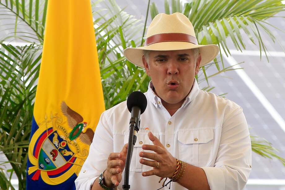 El presidente Iván Duque ha sido cuestionado por sus continuas referencias veladas a Gustavo Petro.