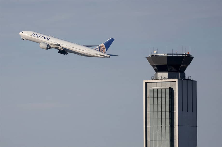 Imagen de referencia: un avión despega del Aeropuerto Internacional O'Hare, en Chicago, Illinois.