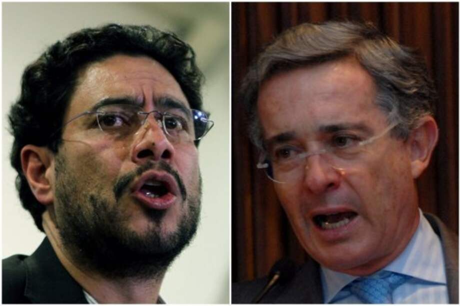 “Uribe busca desviar la atención del debate sobre parapolítica”: Cepeda