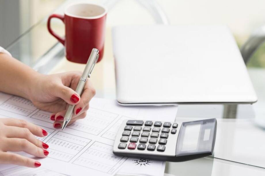 En tiempo de crisis, ¡a recortar gastos!