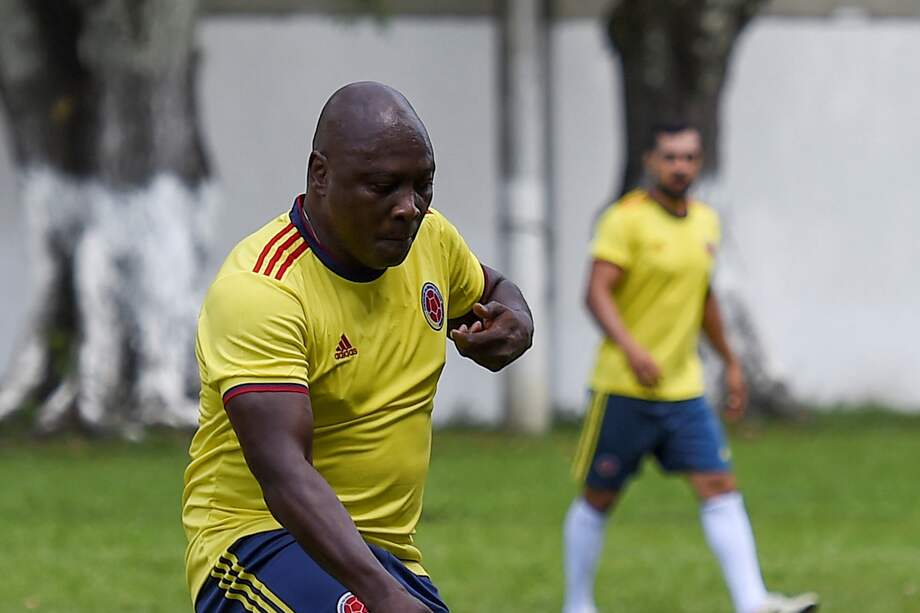 Freddy Rincón se encuentra en estado delicado en una clínica de Cali.