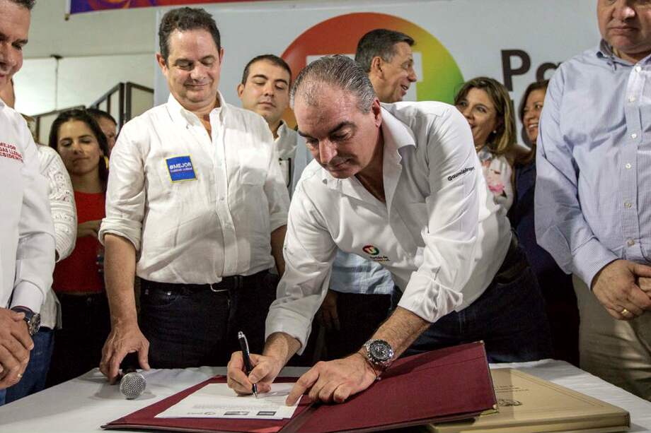 Germán Vargas Lleras y Aurelio Iragorri, director de la U. / Cortesía