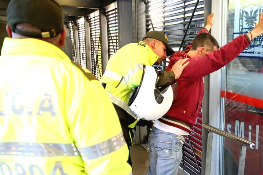 Las autoridades aseguran que situaciones como la de este fin de semana ocurren frecuentemente. Según la Policía, en 2016 fueron agredidos 210 funcionarios y en lo corrido de este año, 24.