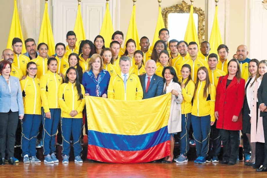 El presidente Juan Manuel Santos y la directora de Coldeportes, Clara Luz Roldán, se la han jugado por los deportistas colombianos. / Coldeportes