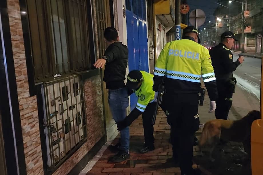 En 2009, habitantes de El Amparo y María Paz interpusieron una acción popular para exigir la protección de sus derechos colectivos ante el deterioro progresivo de la seguridad, la ocupación indebida del espacio público y la degradación del entorno urbano. Los resultados, 15 años después, siguen siendo parciales.