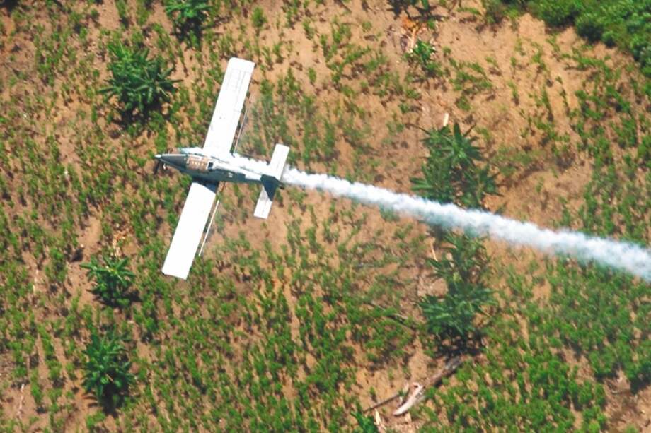 “Estados Unidos unilateralmente evalúa a los otros países, mientras no admite ser evaluado por otras naciones”: Rodrigo Uprimny.
