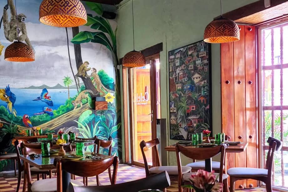 El restaurante colombiano de cocina contemporánea inspirada en la cultura gastronómica y biodiversidad del territorio del caribe colombiano.