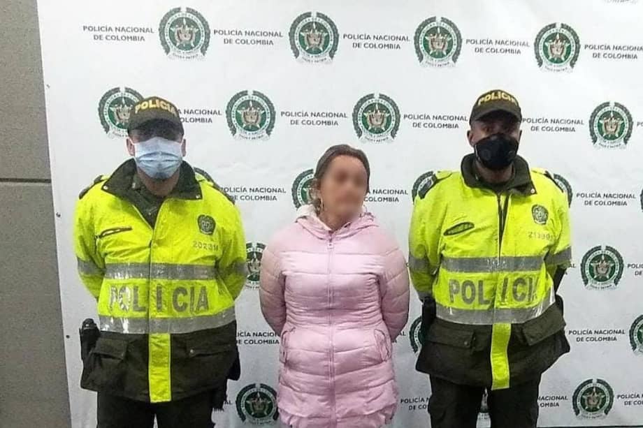 La mujer fue detenida cuando se movilizaba por el barrio Perdomo, al sur de la capital.