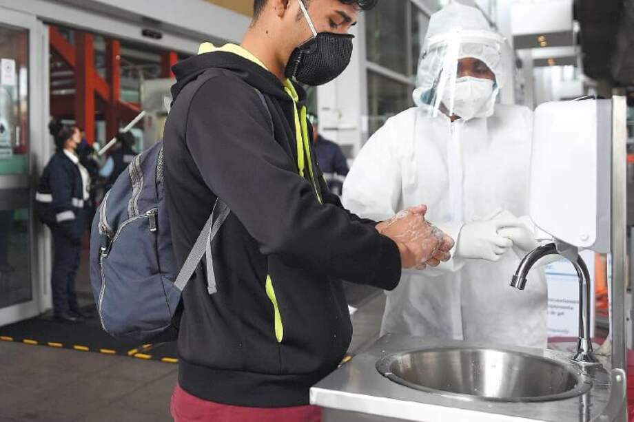 En Colombia, la cuarentena va hasta el 31 de mayo. Luego, sigue la fase de aislamiento inteligente. / Óscar Pérez