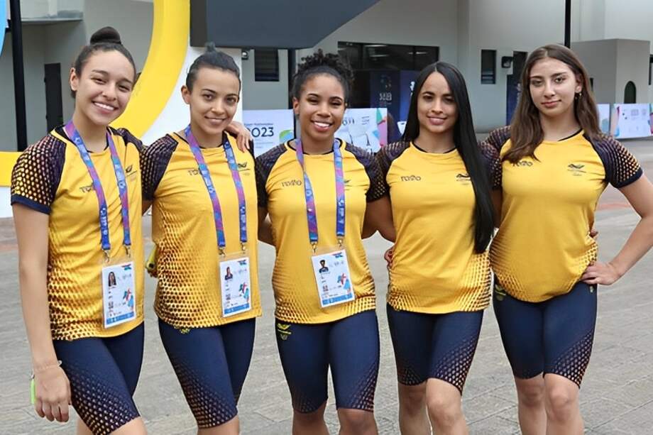 El equipo femenino de gimnasia conformado por Ginna Escobar, María Villegas, Angélica Mesa y Yiseth Valenzuela.