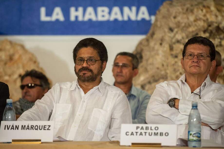 ‘Iván Márquez’ y ‘Pablo Catatumbo’, miembros de la delegación de paz de las Farc en La Habana. / EFE