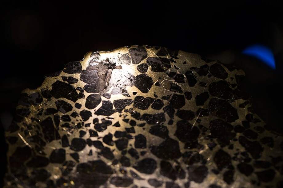 Esta excepcional venta puso en el mercado la colección del ingeniero Pierre Delpuech, que constituye la más importante subasta de este tipo de objetos. / AFP