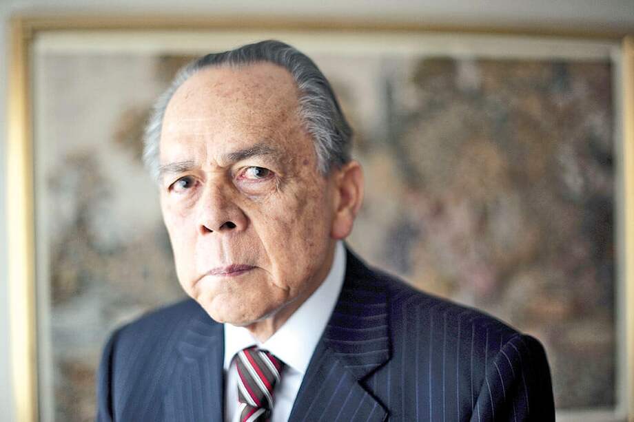 El 13 de enero de 1987, Enrique Parejo González recibió de un sicario seis impactos de bala en Budapest, donde ejercía como embajador de Colombia. / David Campuzano - El Espectador