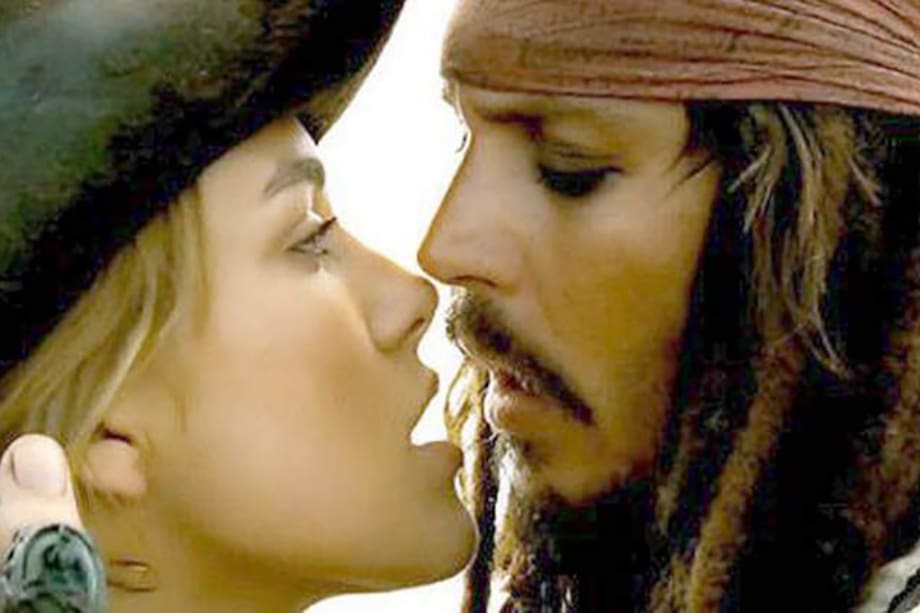 Beso piratas del caribe