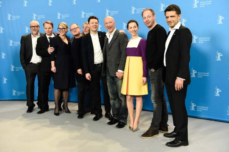 Elenco de "13 minutos". / AFP