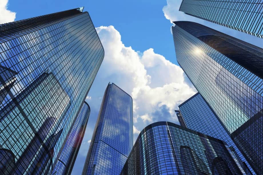 Para este año, Colliers International pronostica que se seguirán construyendo edificios de oficinas en las principales ciudades de Colombia. /iStock