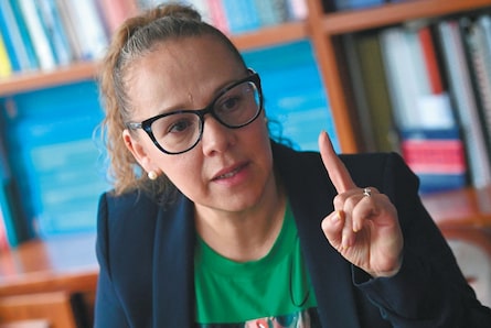 Queremos una reparación para las familias de las mujeres asesinadas: Adriana Cely