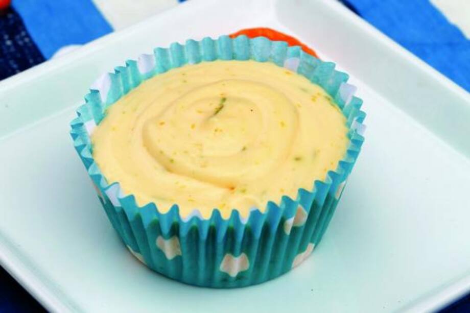 Aprenda a preparar este delicioso mousse de mandarina con lichis