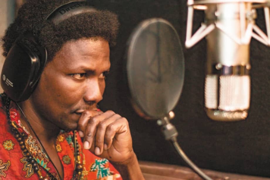 Absalón y Afropacífico lanzó en todas las plataformas el álbum "Fiesta", que el músico describe como un reencauche del disco “Qué bonito”, de 2010. / Archivo particular