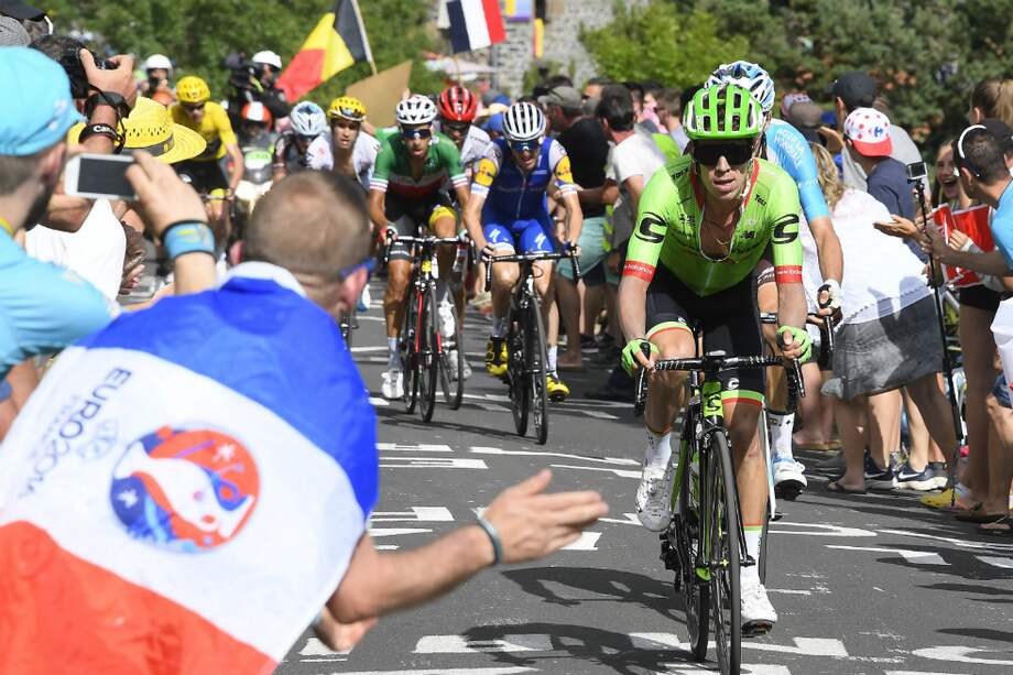El colombiano Rigoberto Urán, del Cannondale, este domingo durante la decimoquinta etapa del Tour de Francia. / EFE