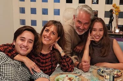 Hijos de Manuel Teodoro y ex esposa | Crédito: Instagram de Sebastián Teodoro