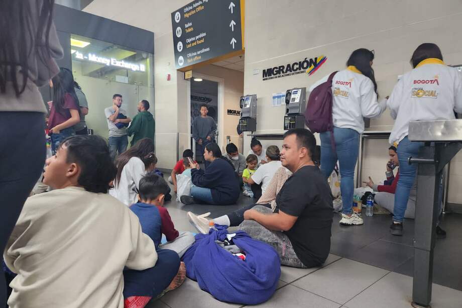 ¿Qué rol tiene el Distrito en medio de la contingencia por deportación de colombianos?