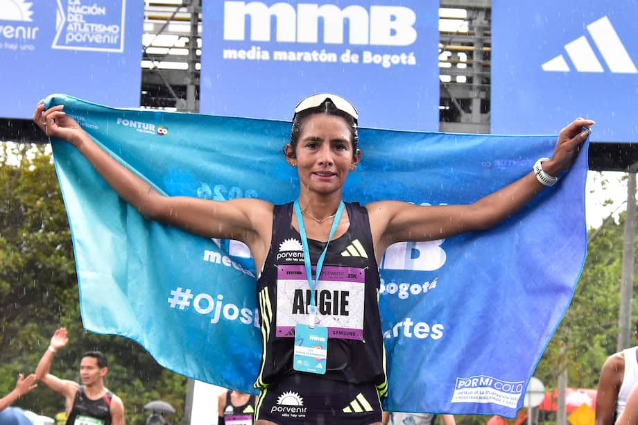 La colombiana Angie Orjuela, quien se quedó por fuera en la edición 2025 por lesión, esta vez dijo presente y fue la mejor de las nuestras en la Media Maratón de Bogotá 2026, con un tiempo de 1:19:11.