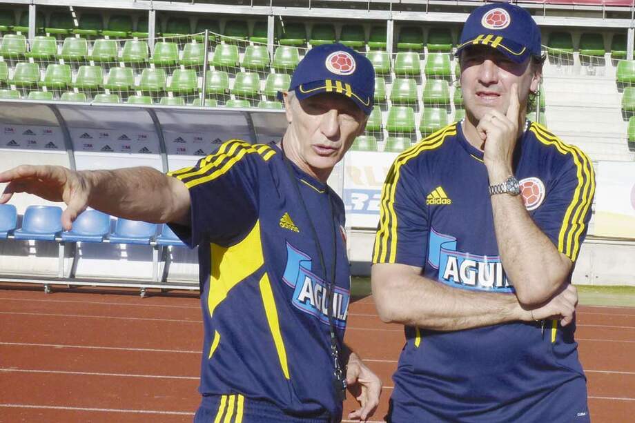 Néstor Lorenzo (der.), la mano derecha del técnico José Pékerman. / Archivo particular