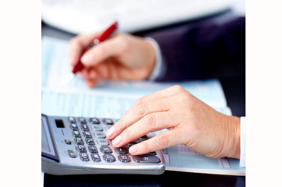 Aunque la falta de pago de los usuarios puede perjudicar las finanzas de las EPS, estas no deben olvidar el sentido humano de sus servicios. / 123RF