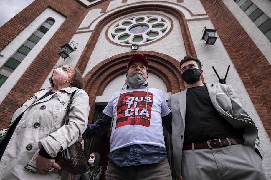 La familia de Javier Ordóñez, que participa en la audiencia a través de su abogado, espera que se haga justicia.