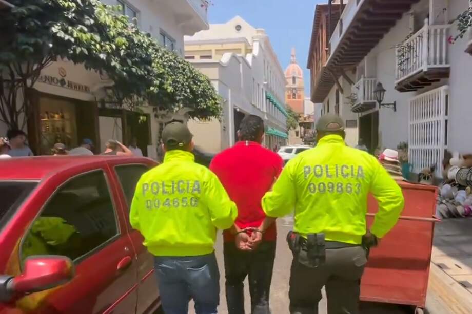 Capturan a presuntos responsables de estafa a turista en Cartagena tras un paseo en coche.