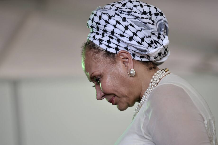 “El sexo es para confirmar que el cuerpo habla mejor que las palabras” Piedad Bonnett