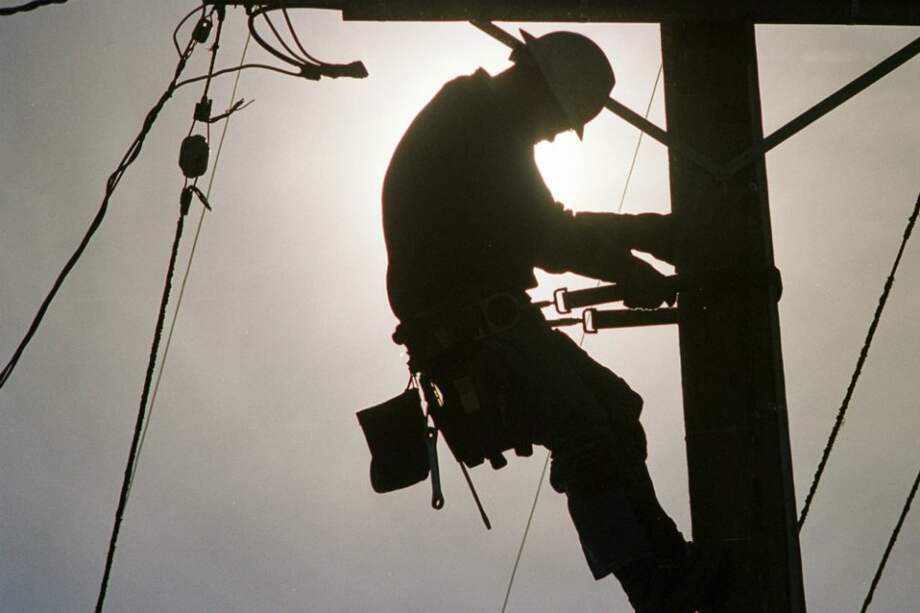 En marzo ya se cuenta con la generación de Termocandelaria, Termodorada, Termotasajero y Termoflores, dice gremio. / Bloomberg News
