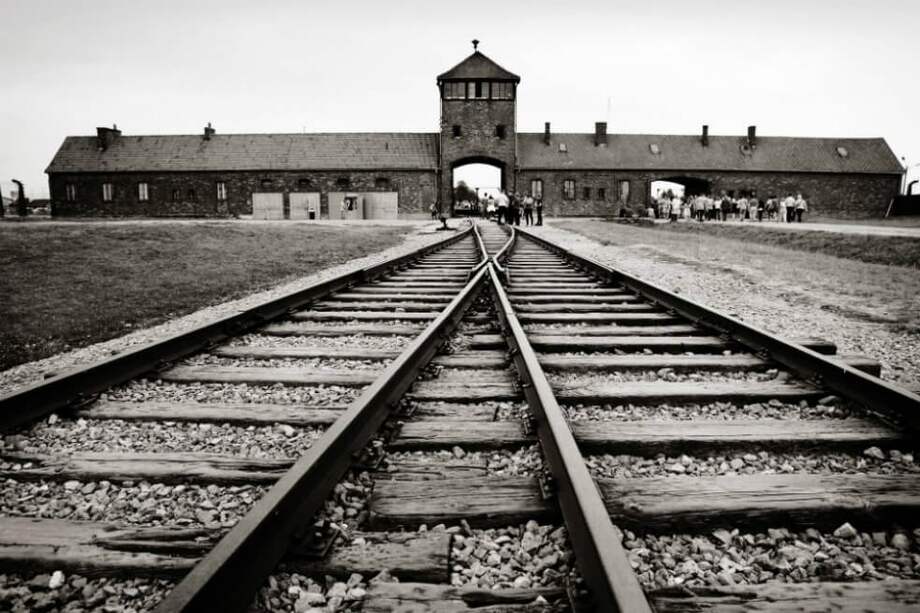 Les presentamos tres películas inspiradas en el Campo de Concentración de Auschwitz, el cual cumple su aniversario número 75 desde su liberación. / Unesco