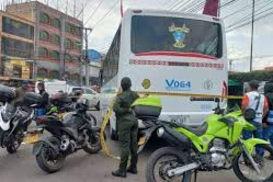 En un panfleto dejado en el lugar del crimen se puede ver un texto en el que mencionan las razones que tuvo "Satanás" para acabar con la vida del ciudadano.