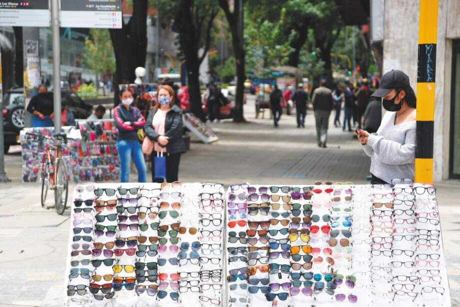 En julio, por cada hombre que quedó sin trabajo, dos mujeres atravesaron por la misma situación. / Óscar Pérez - El Espectador