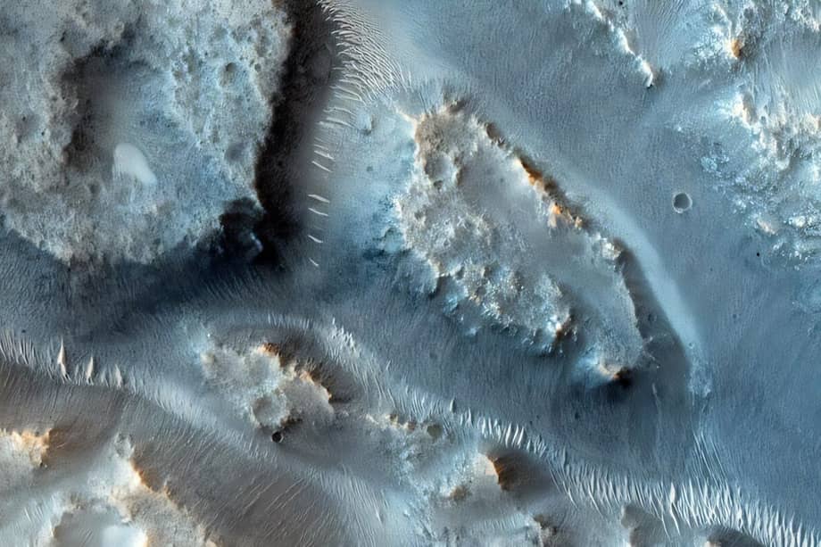 A pesar de décadas de estudio, una de las grandes incógnitas de la historia marciana sigue sin resolverse: ¿qué fue de toda esa agua?