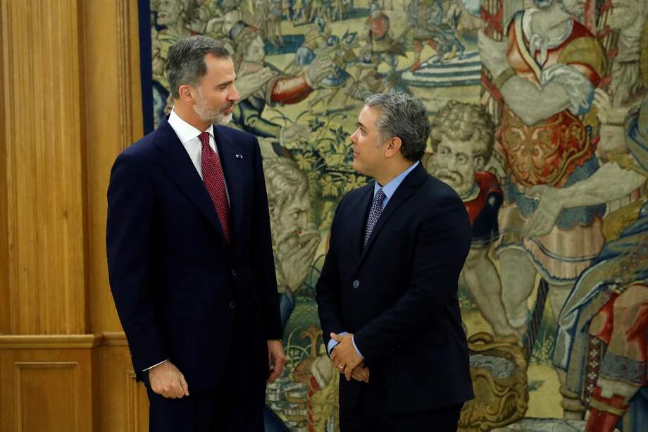 El Rey de España, Felipe VI, recibió al presidente electo, Iván Duque, en el Palacio de la Zarzuela. / EFE