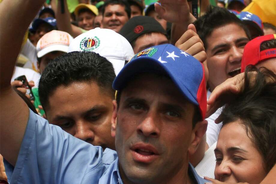 Capriles reitera que de ganar volverá la seguridad a la frontera con Colombia