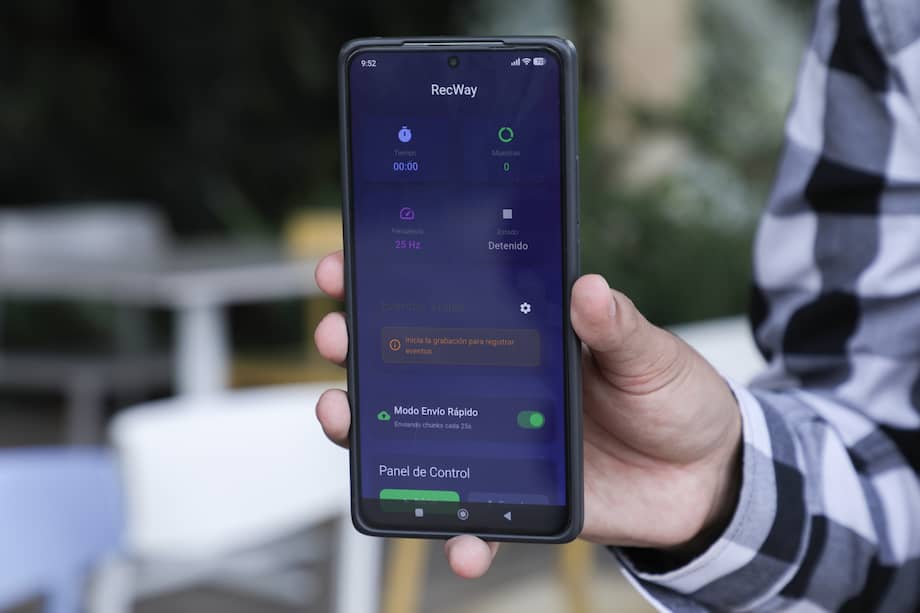 La app puede ser usada solo por autoridades viales o concesiones. / Tomás Osorio