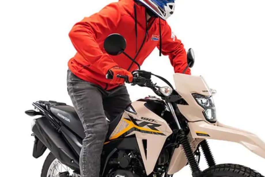 La XR190L 2.0 ABS está equipada con un motor monocilíndrico de 4 tiempos OHC, refrigerado por aire, con una cilindrada de 184,4 cc.