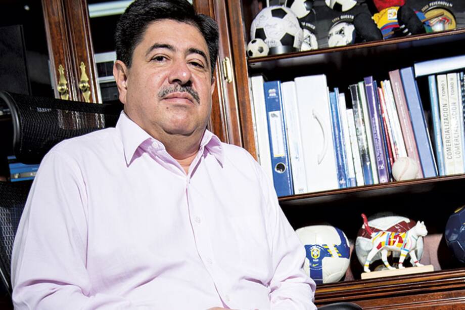 «Me dijeron que soy inepto», Luis Bedoya