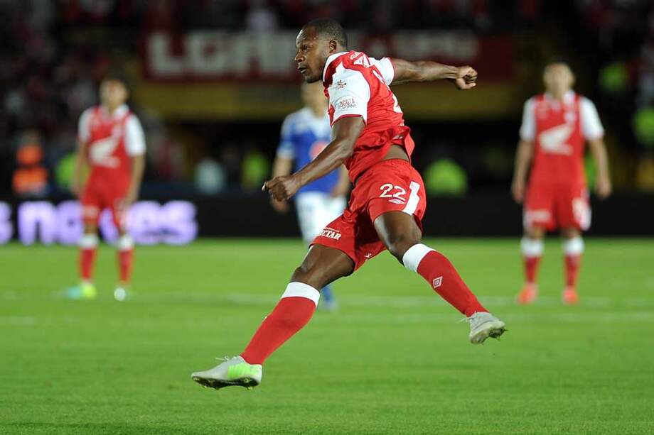 Marino García comenzó el semestre como suplente, sin embargo, ya le ganó el puesto a Hugo Acosta. / Óscar Pérez-El Espectador