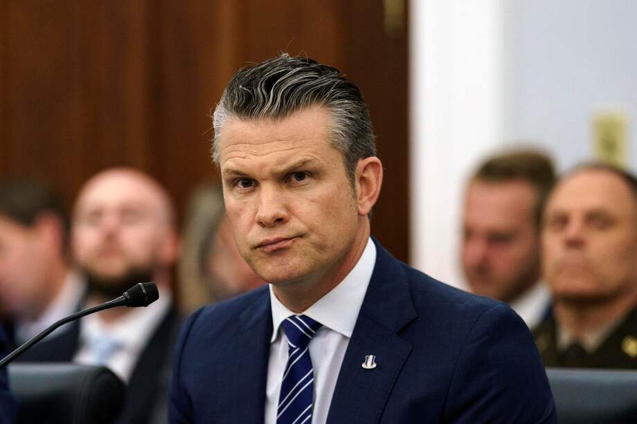 El secretario de Defensa, Pete Hegseth, defiende los ataques de Estados Unidos a Irán.