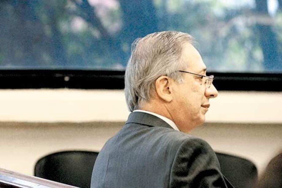 Se inició juicio contra promotores del referendo releccionista