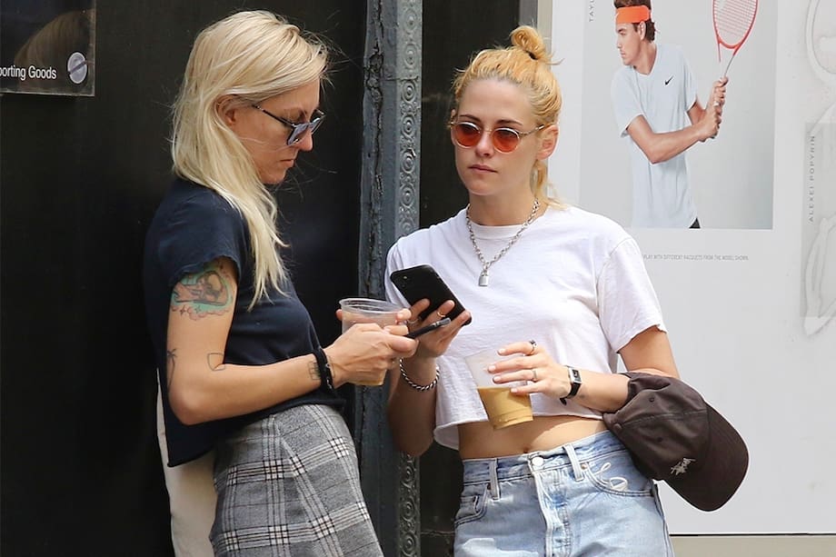 Kristen Stewart, de 31 años, se comprometió con Dylan Meyer, la guionista que es su pareja desde hace 2 años.