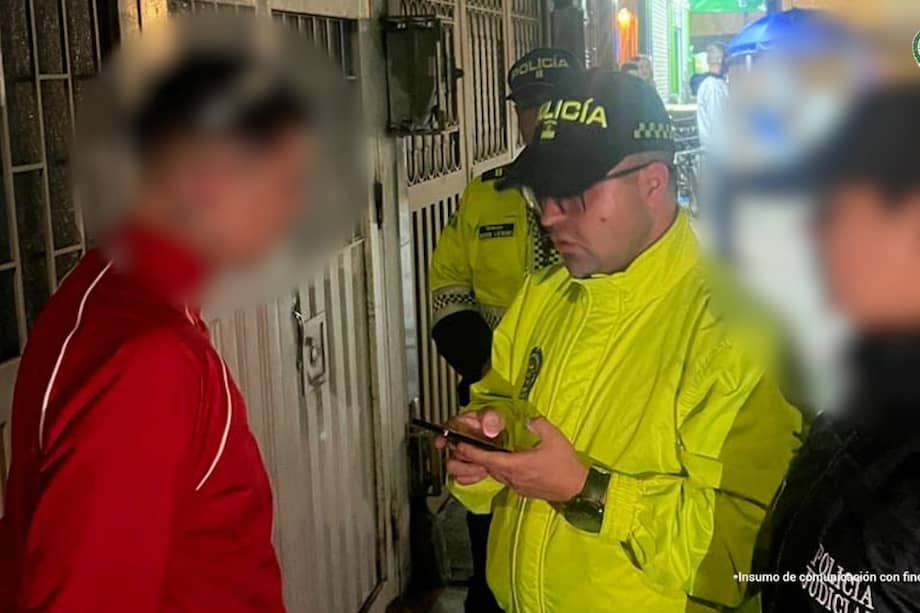 La captura fue realizada por funcionarios del Cuerpo Técnico de Investigación (CTI) en conjunto con la Policía Nacional, en la localidad de Engativá.