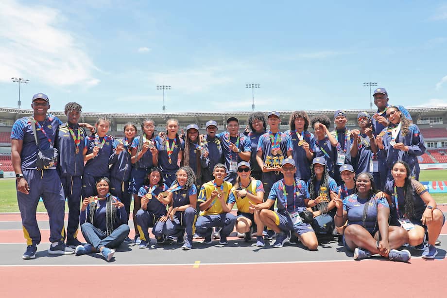 El equipo de atletismo que representó a Colombia en los Suramericanos de Panamá.